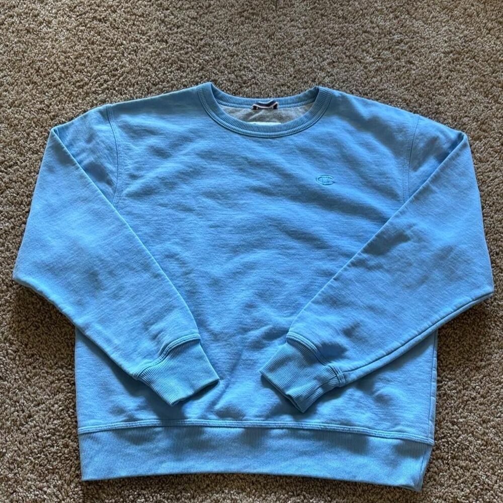 Champion Women's Blue Sweatshirt